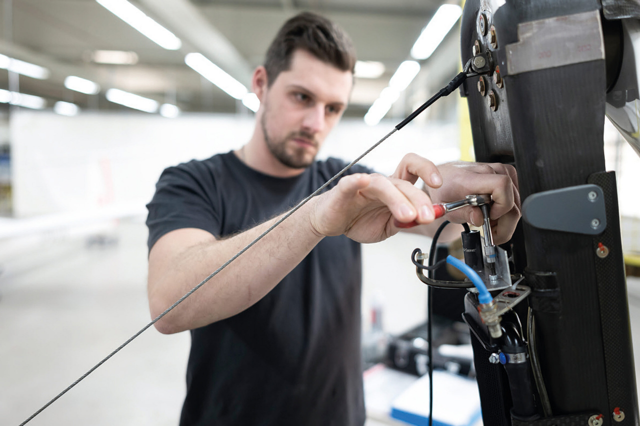 Service-Mitarbeiter Wartung und Instandhaltung