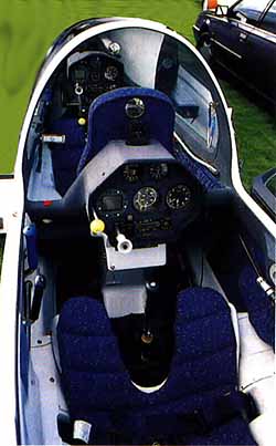 DG-505MB Cockpit